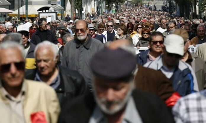 Αυτοί βγαίνουν στη σύνταξη έως τα 62 έτη: Πώς «κλειδώνουν» την έξοδο οι ασφαλισμένοι του ΙΚΑ