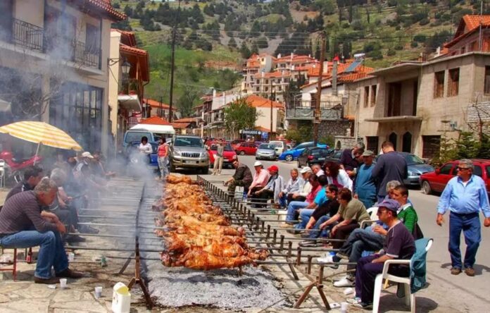 Πάσχα στο χωριό: Η Ελληνική παράδοση και η επιστροφή στις Ρίζες μας