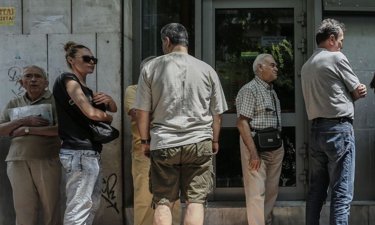 Πόσο θα αυξηθούν οι συντάξεις από 1η Ιανουαρίου 2025 για 2 εκατομμύρια δικαιούχους; (πίνακες)